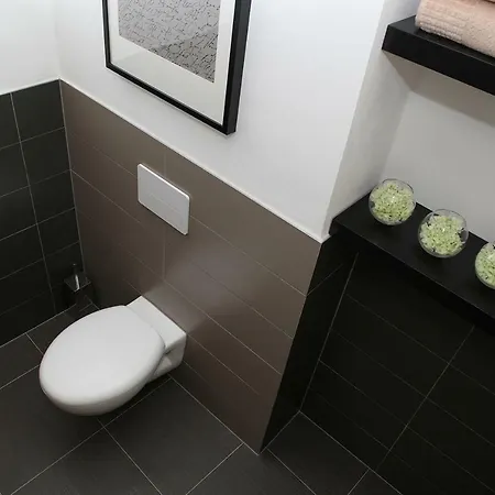 Beautiful Spacious Namesti Republiky Apartment Prague